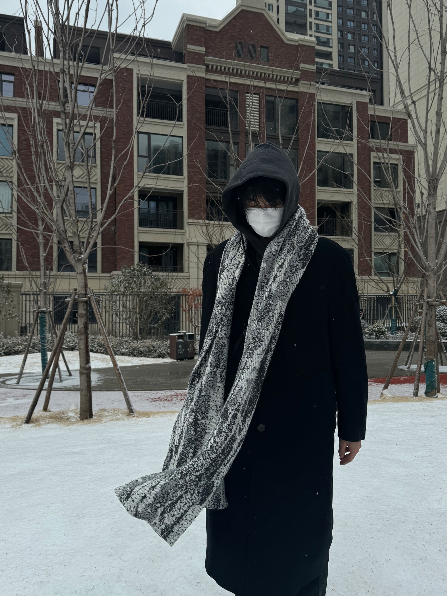 SNOW PINE Scarf