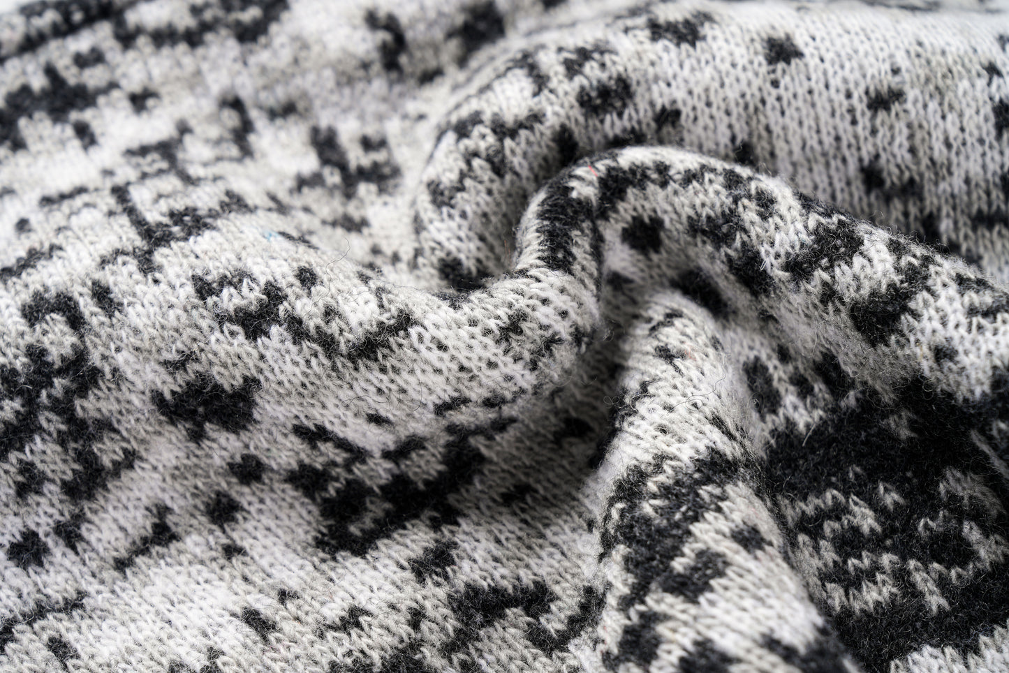 SNOW PINE Scarf