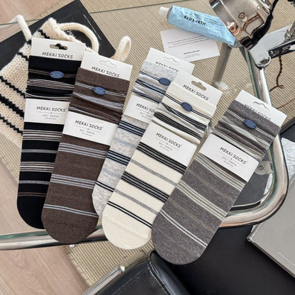 CHARM original five-color button-detail sock set display