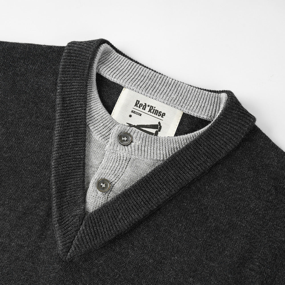 REDRINSE LAYERS double-collar and button detail