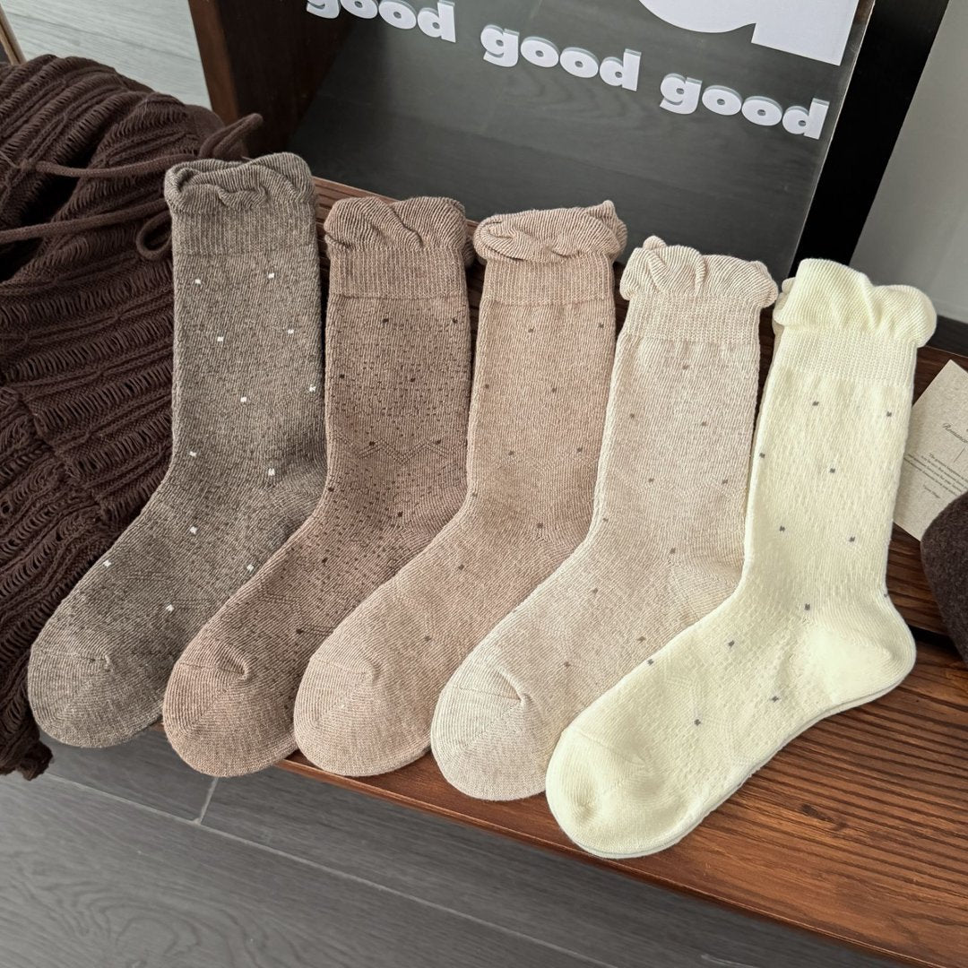 POPPY original five-color polka dot sock display