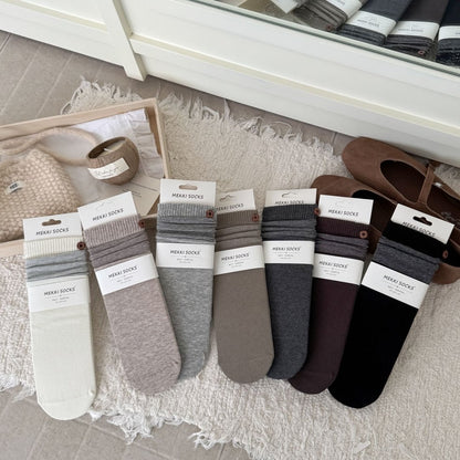 Complete seven-pair LINEA ribbed sock set