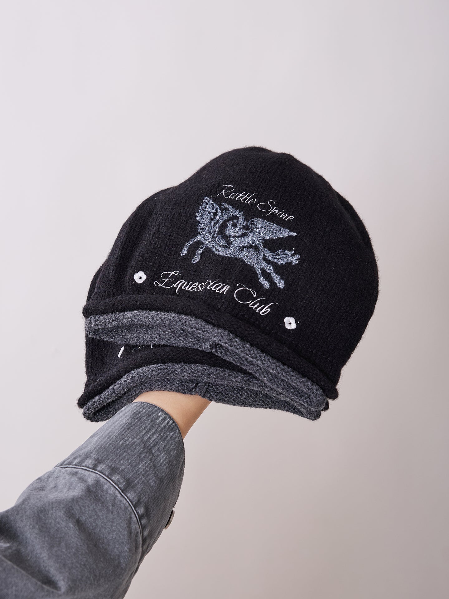 EQUESTRIAN CLUB Wool Beanie