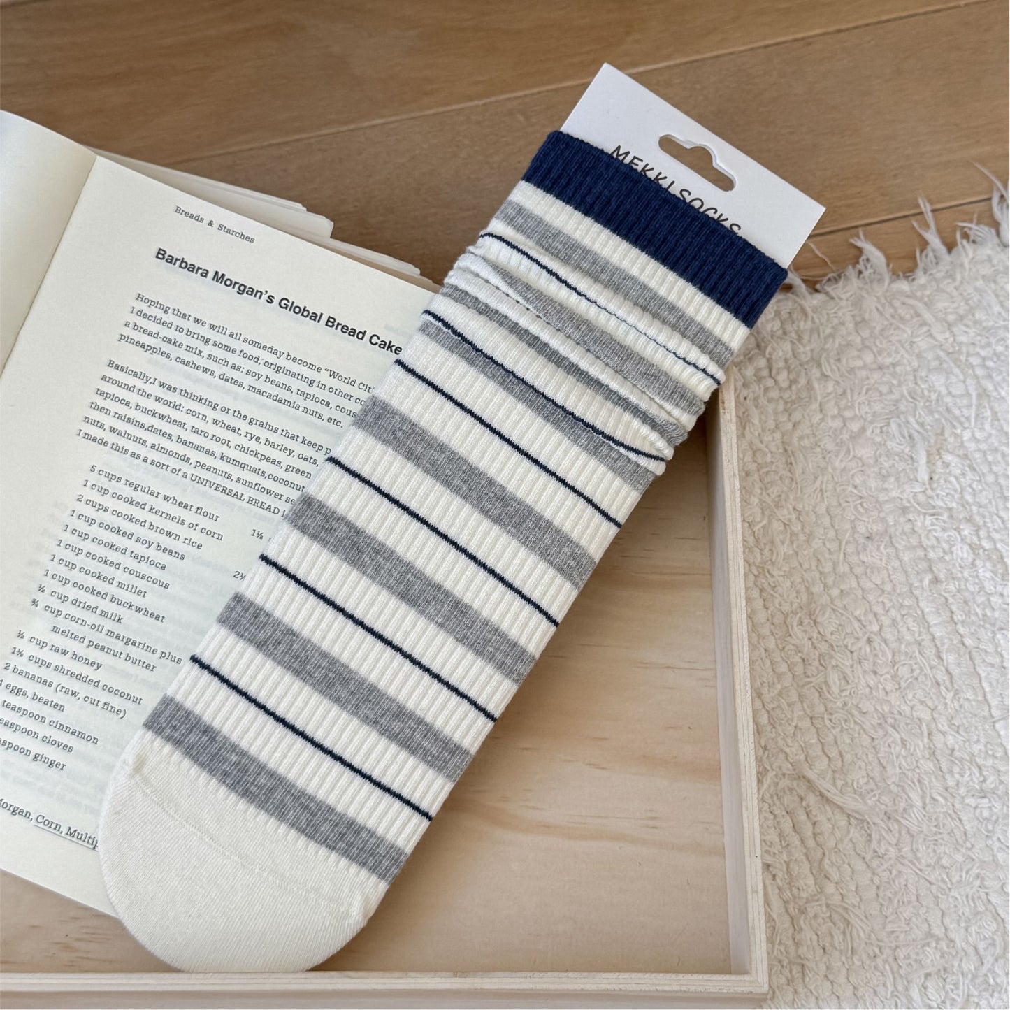 NIGHTLINE original ivory fine-stripe sock product photo